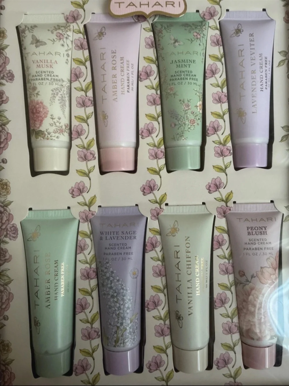 Tahari Luxury Hand Cream Collection Gift Set 8 pc